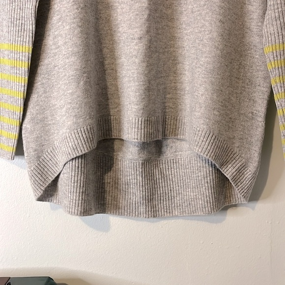 Pure Collection Scoop Neck 3/4 Sleeve Gray Lime Green Wool Cashmere Sweater Sz 6 - Picture 5 of 9